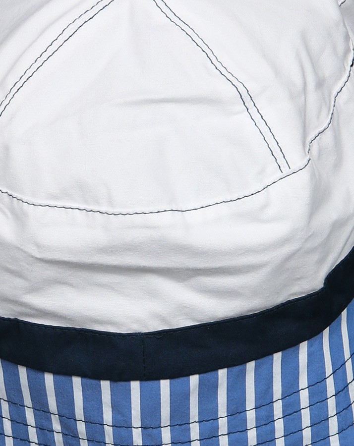 Letný bavlnený klobúčik s UV 50+ pre chlapcov bielo-modrý